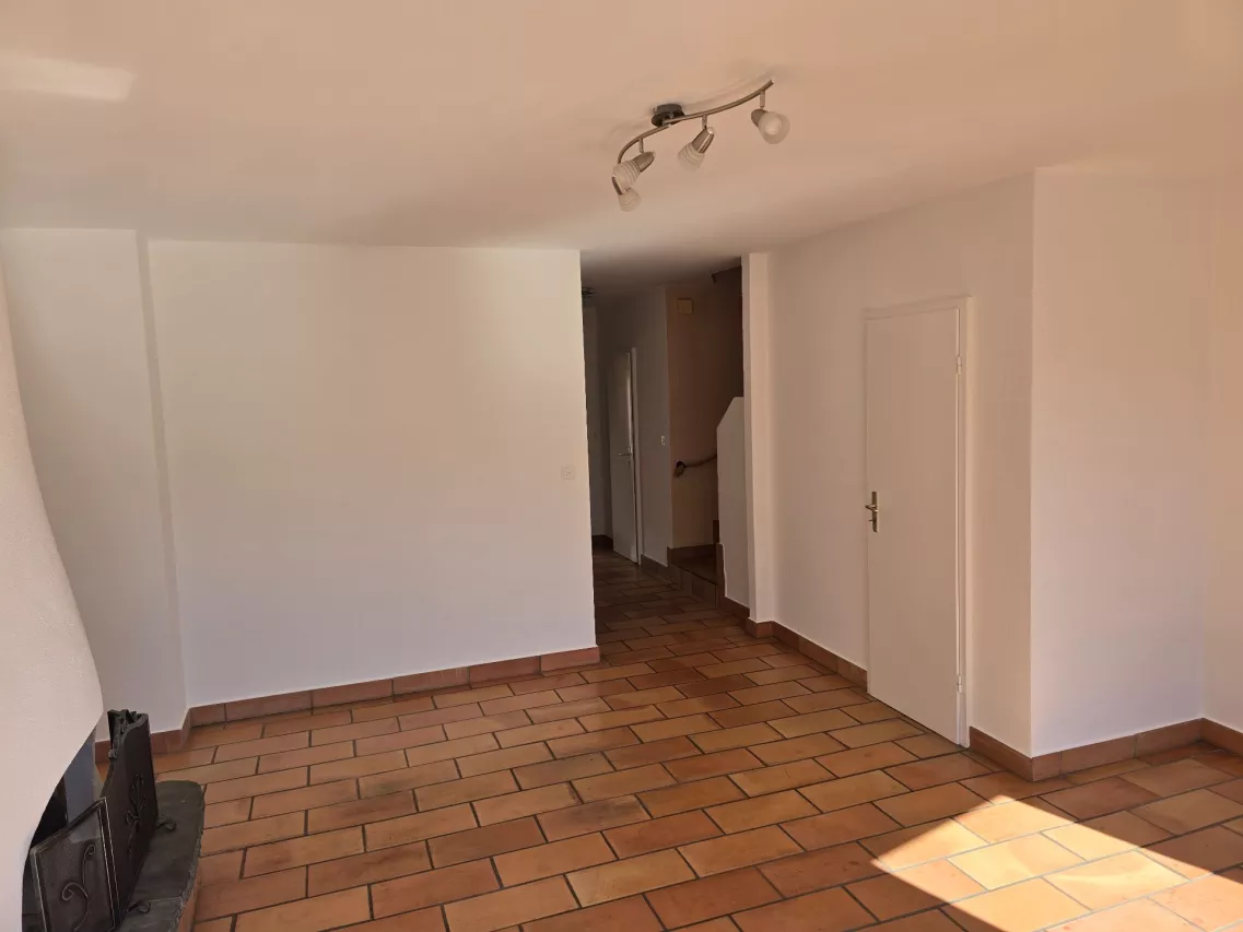 Bel appartement terrasse de 3,5 pièces à Sion