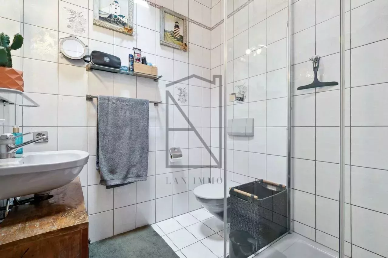 5-room duplex in historic downtown building