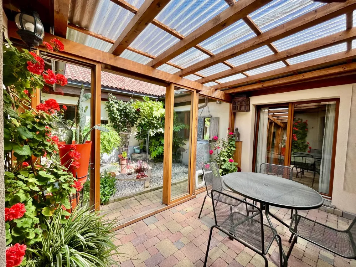 Collonges - Villa individuelle de 5 pièces sur un niveau avec patio