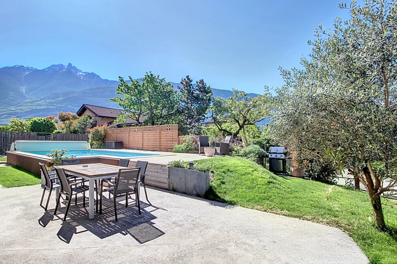 Fully - Villa individuelle de 4.5 pièces avec piscine