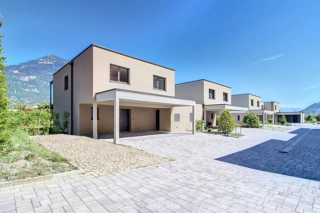 Martigny - Villa neuve de 4.5 pièces - disponible de suite