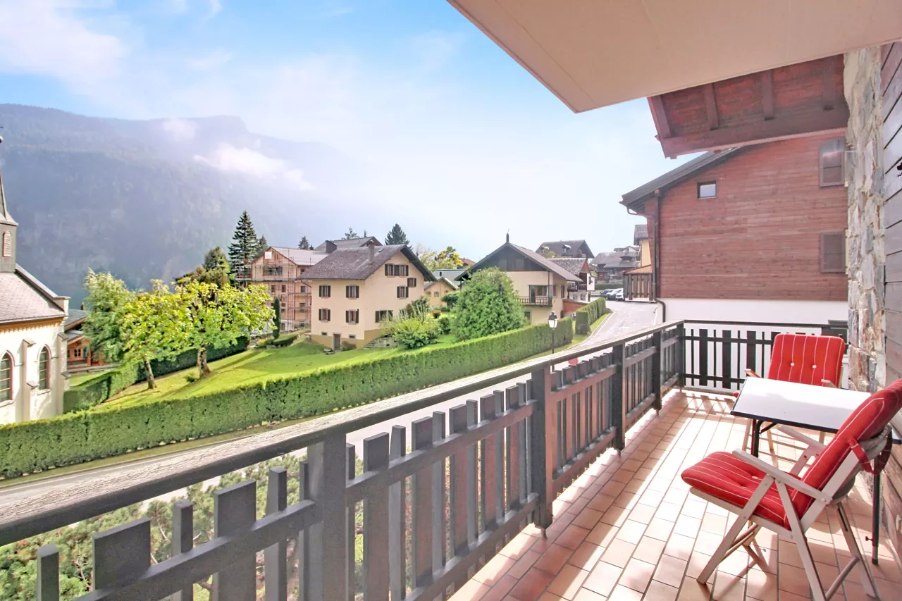 Les Marécottes - Appartement de 2.5 pièces avec grand balcon d'angle