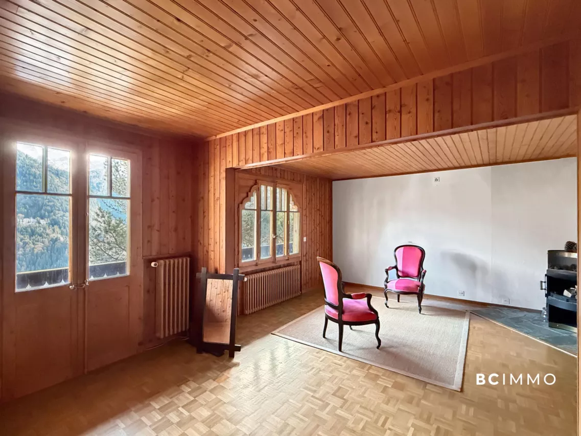 Grand chalet de 4 appartements