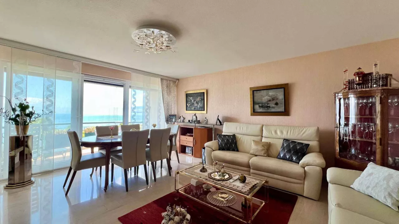 NOUVEAU ! Splendide appartement Les Marines de Villeneuve !