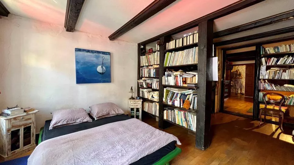 EXCLUSIF : Maison 8.5 pièces à Villeneuve avec local commercial !