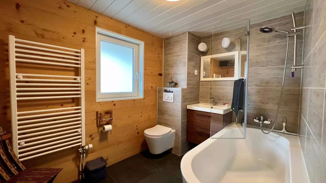 Cadre de vie idyllique, chalet familial sans nuisances !