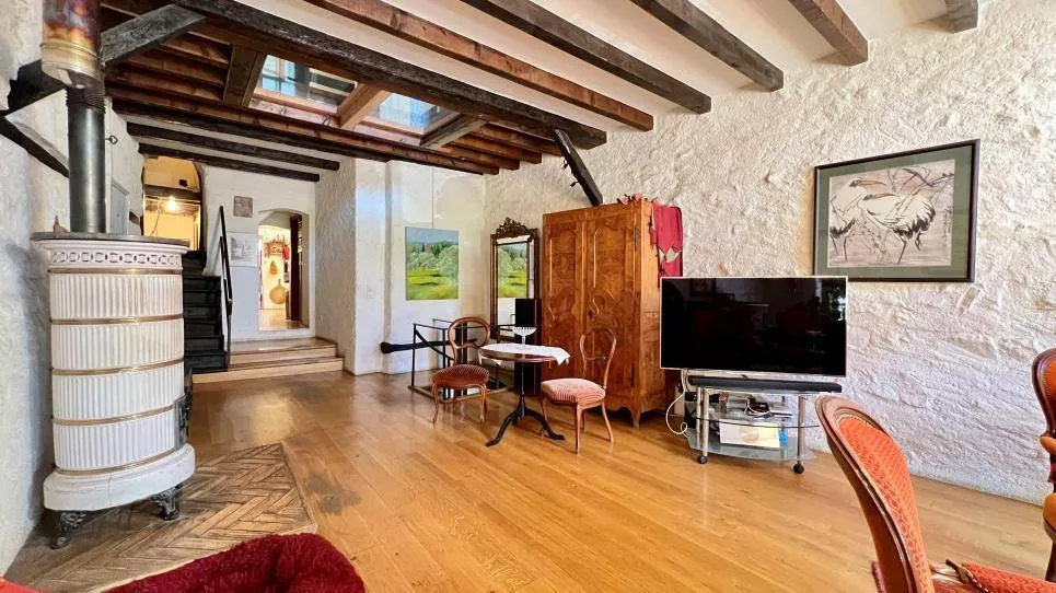 Immeuble mixte à Villeneuve VD