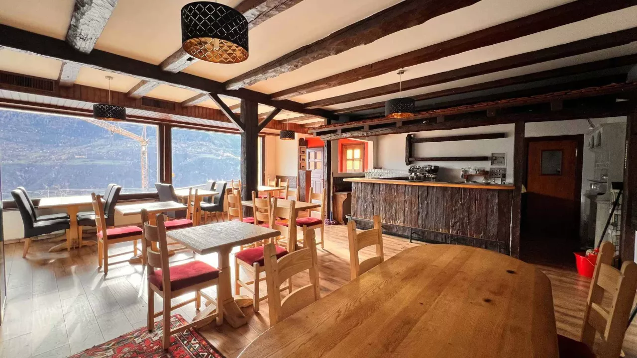 BELLE AFFAIRE - RESTAURANT A RÉNOVER !