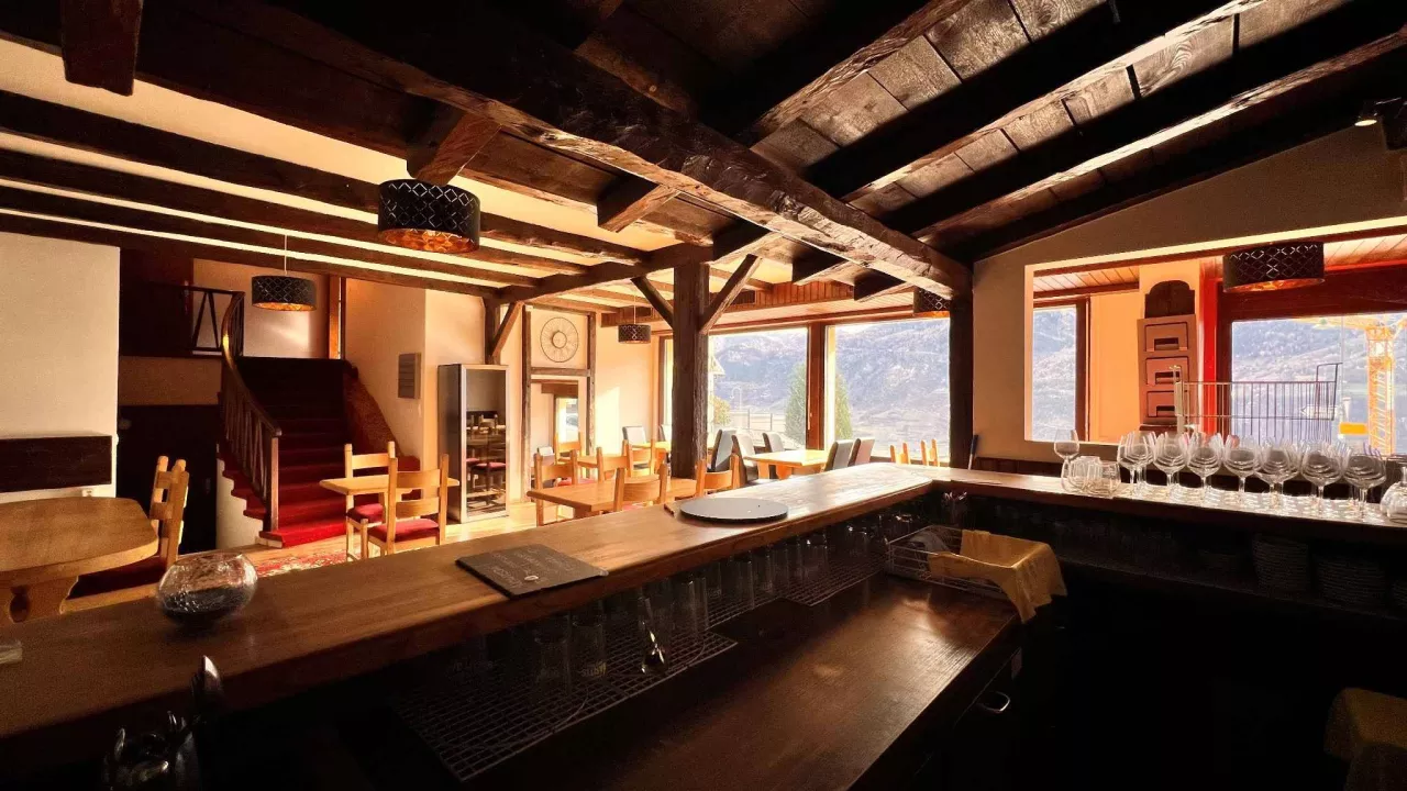 BELLE AFFAIRE - RESTAURANT A RÉNOVER !