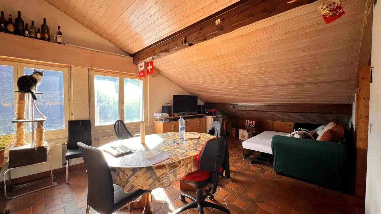 Appartement en duplex avec coin jardin à Flanthey !