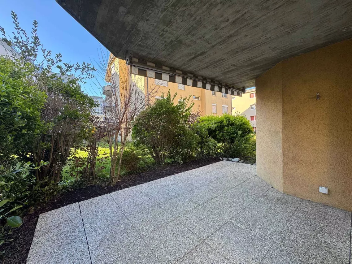 Charmant logement de 3.5 pièces au rez-de-chaussée d'environ 90m2