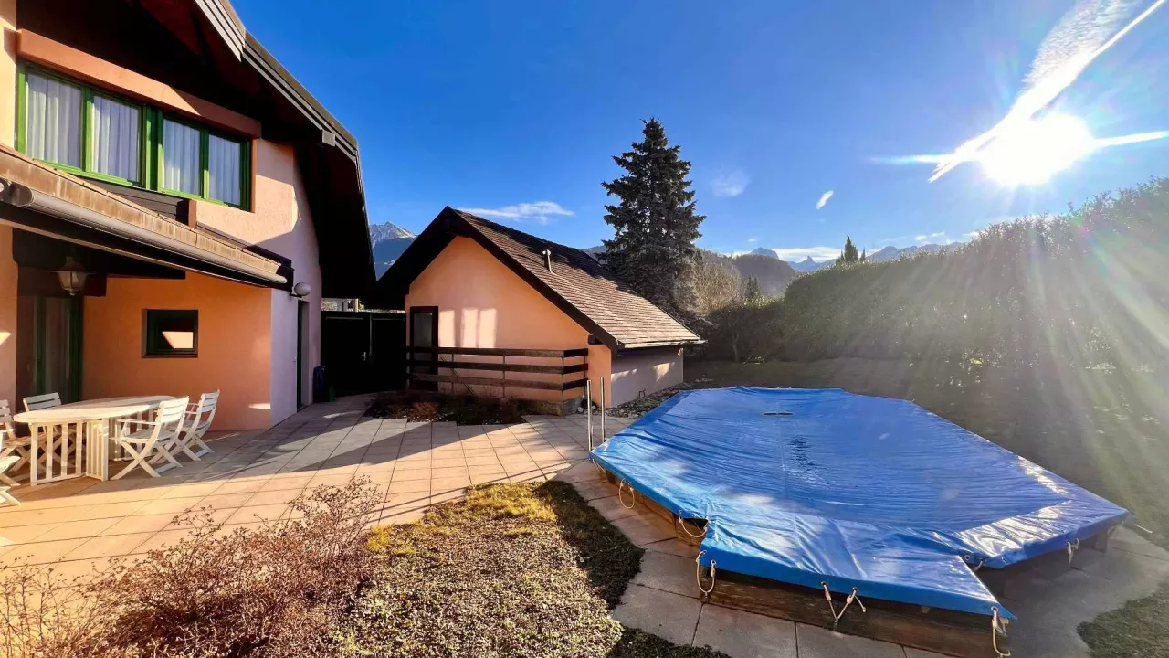 Grande villa individuelle dans un quartier prisé d'Aigle !