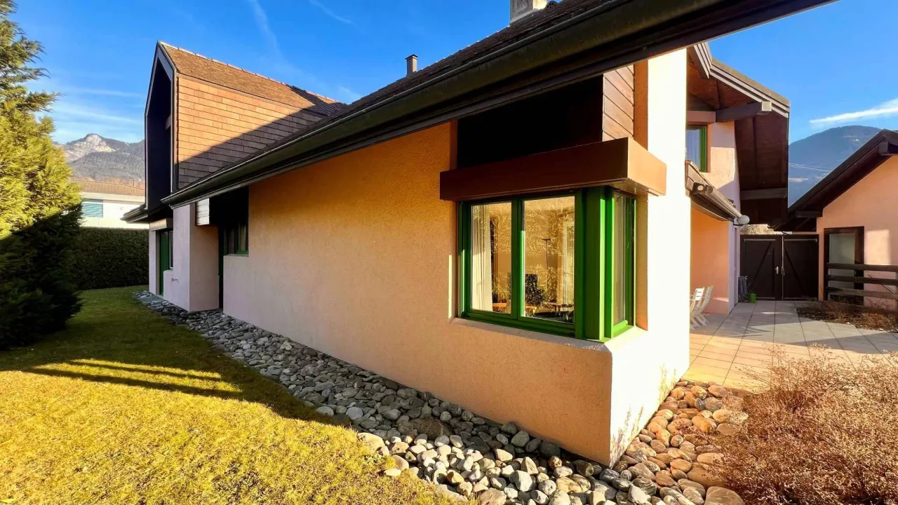 Grande villa individuelle dans un quartier prisé d'Aigle !