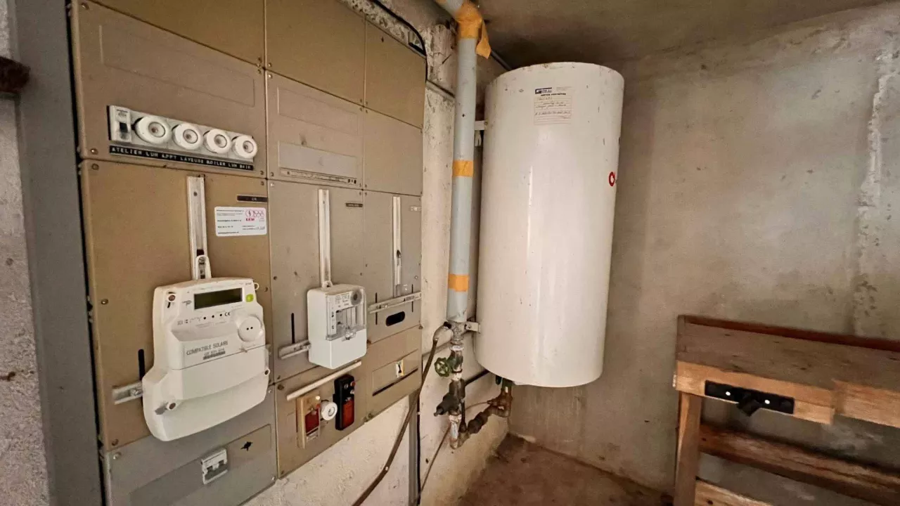 FAIRE OFFRE - MAISON A RÉNOVER ENTIÈREMENT AU SEPEY