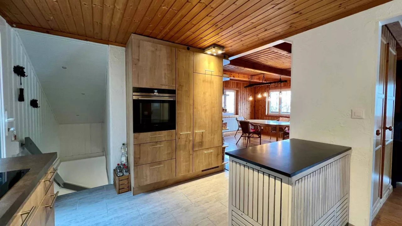 Vente Cadre de vie idyllique, chalet familial sans nuisances !