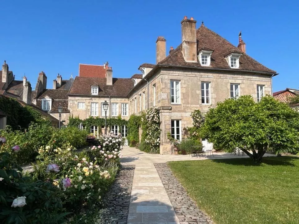 Vente Propriété de Maître 11 pièces à Autun
