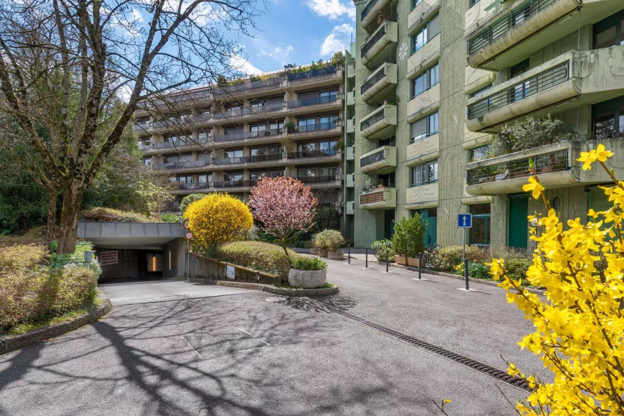 Vente Opportunité: lot de deux appartements à Florissant