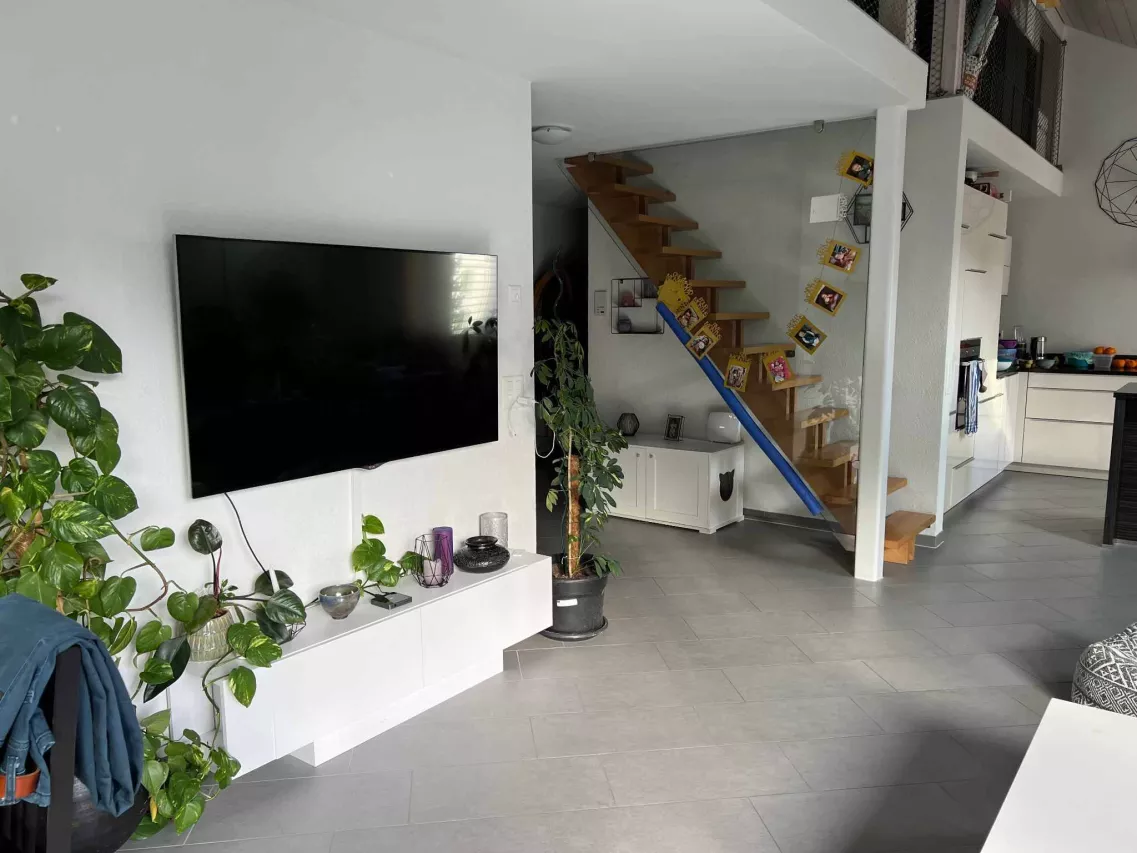 Orbe - Magnifique duplex dans les combles avec grand balcon, à 2 pas du centre-ville, vendu loué