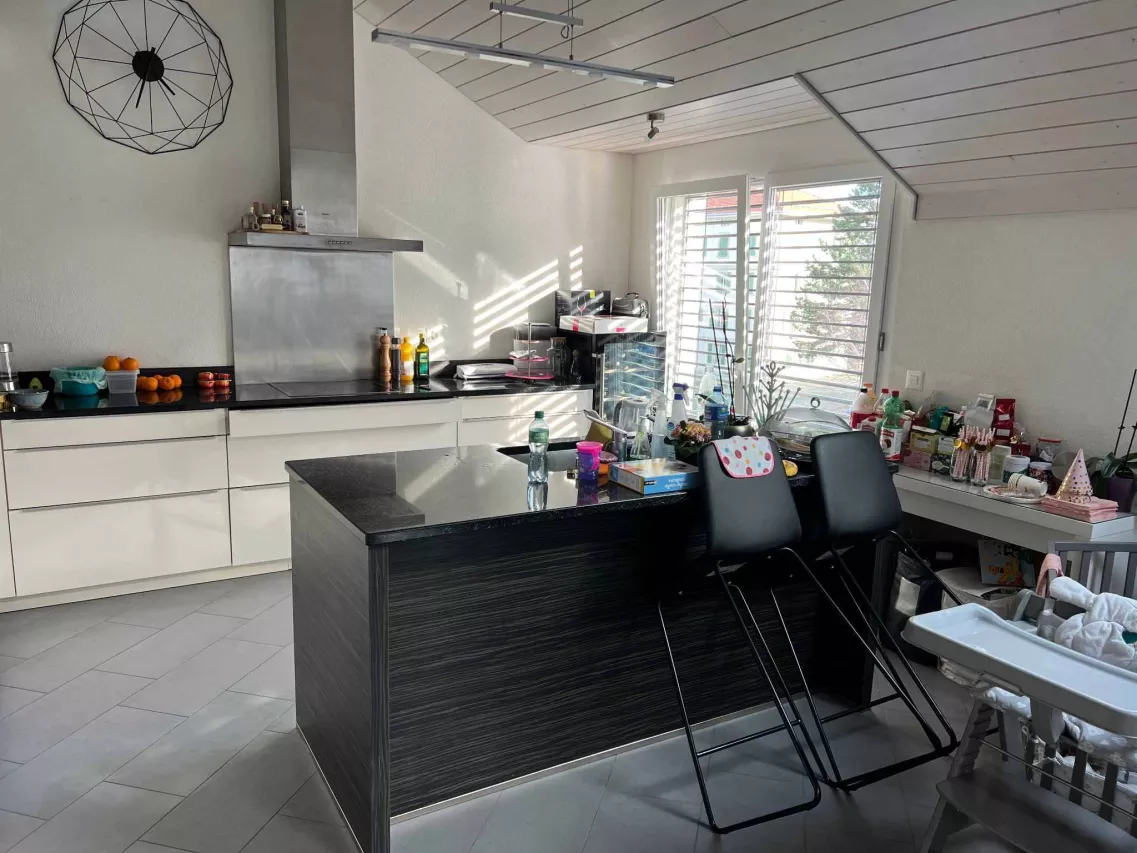 Orbe - Magnifique duplex dans les combles avec grand balcon, à 2 pas du centre-ville, vendu loué