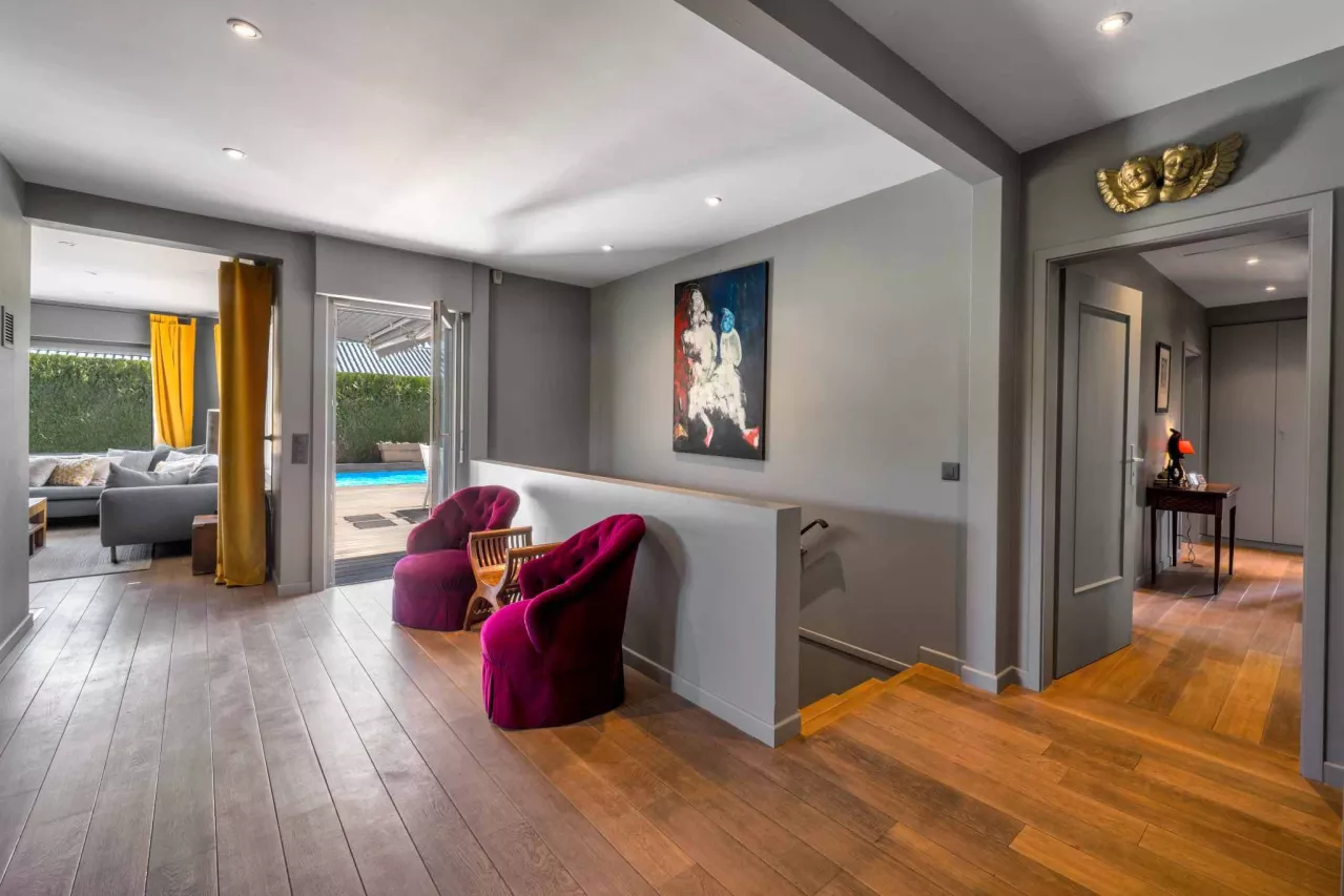 Commugny - En exclusivité - Belle maison individuelle avec piscine
