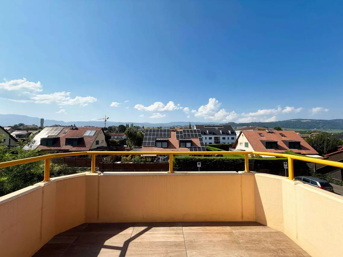 Gland - À Gland - Duplex lumineux avec cachet, au calme absolu