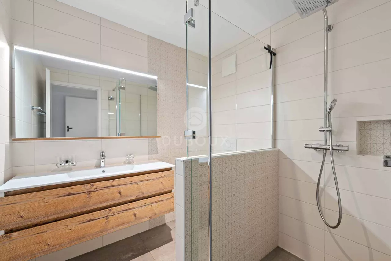 Superbe appartement de 4,5 pièces avec jardin privatif à Chessel