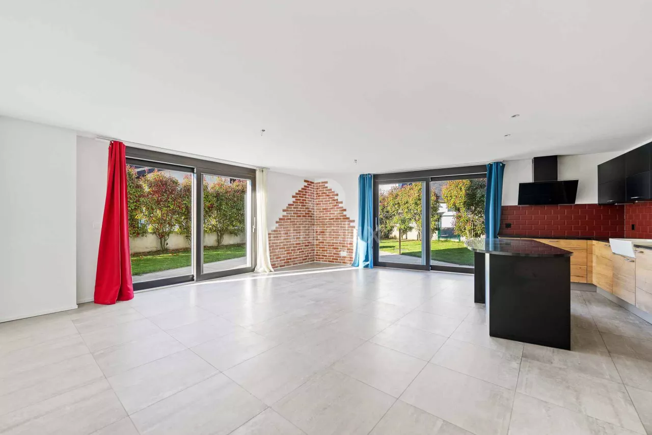 Superbe appartement de 4,5 pièces avec jardin privatif à Chessel