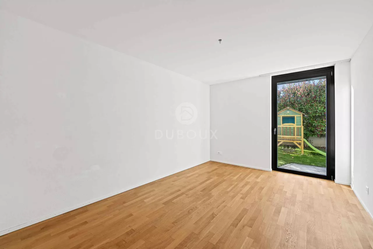 Superbe appartement de 4,5 pièces avec jardin privatif à Chessel