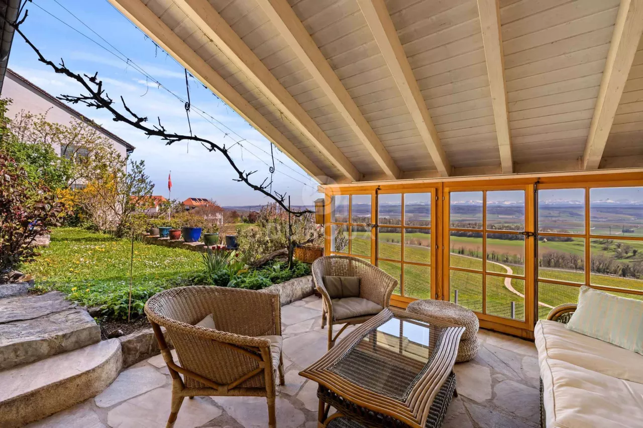 Vente MAGNIFIQUE FERME RÉNOVÉE AVEC VUE IMPRENABLE SUR LE PLATEAU VAUDOIS
