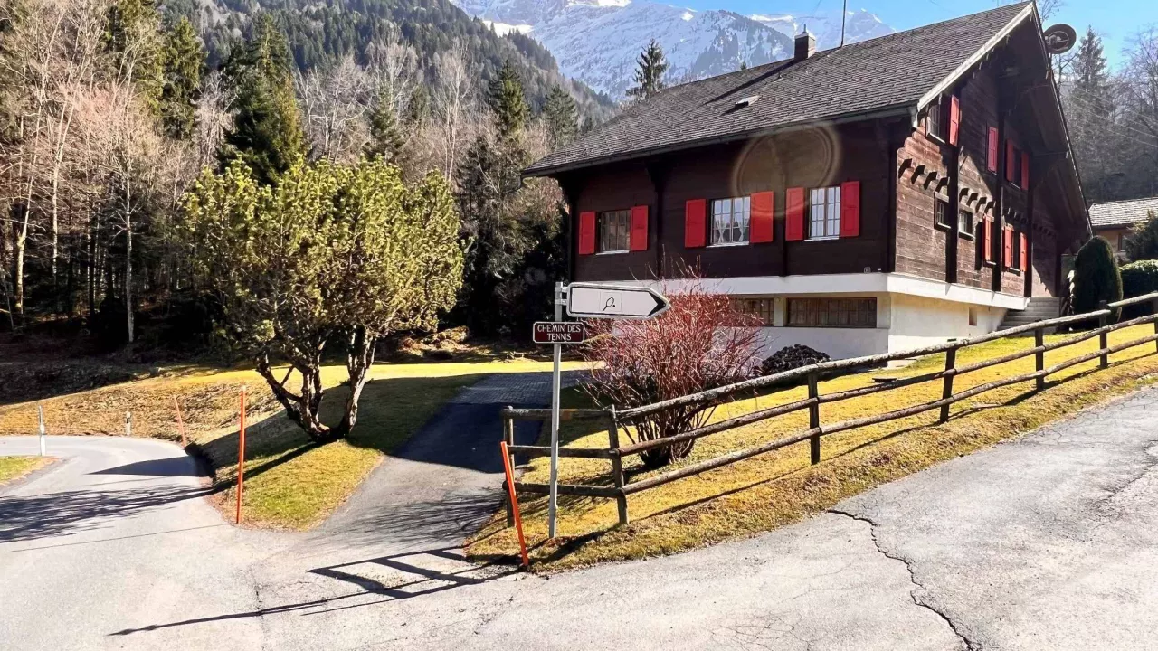 Val-d'Illiez - Grand chalet idéal pour une famille - terrain de 5'044 m2