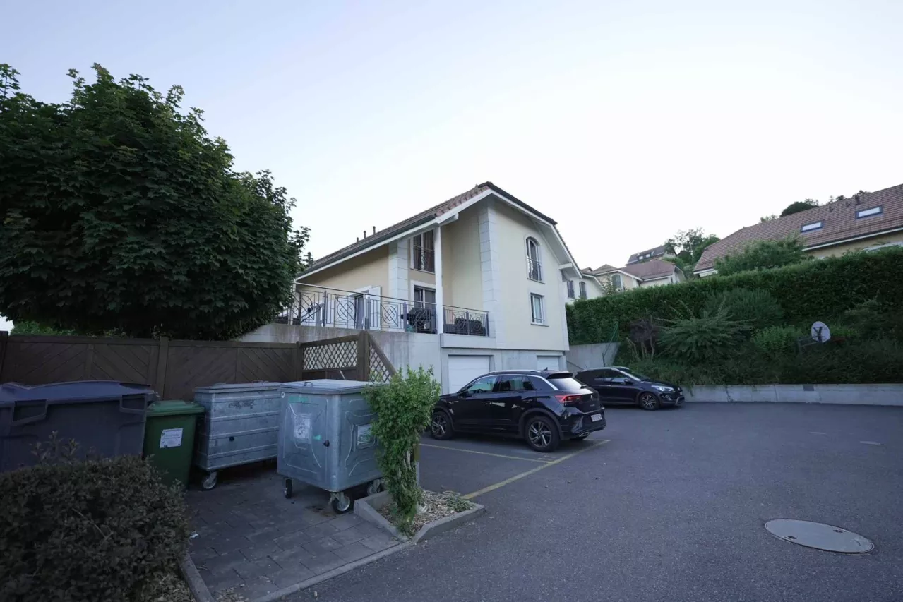 Grandson - Superbe villa mitoyenne de 5½ pièces avec terrasse, jardin, garage et place de parc