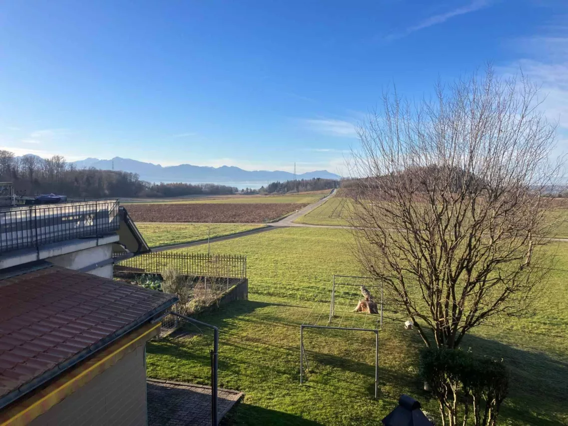 Crissier - Magnifique ferme locative rénovée avec 3 logements, atelier et dépôt