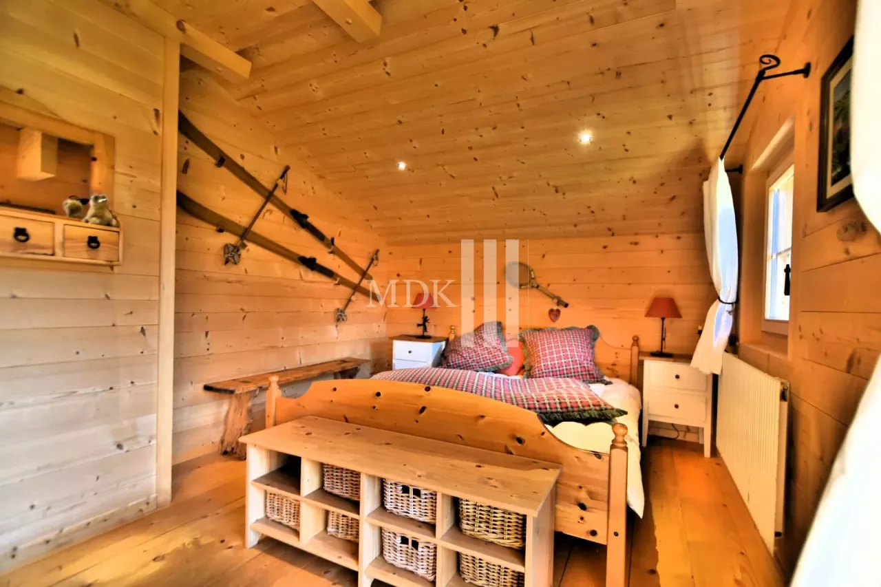 Chalet meublé à louer pour l'hiver 25-26 à Champéry !