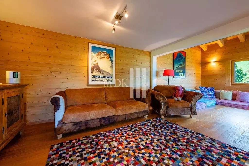 Rare ! Magnifique chalet rénové sur les pistes