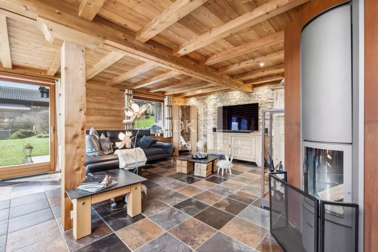 Chalet de haut standing avec magnifique vue dégagée
