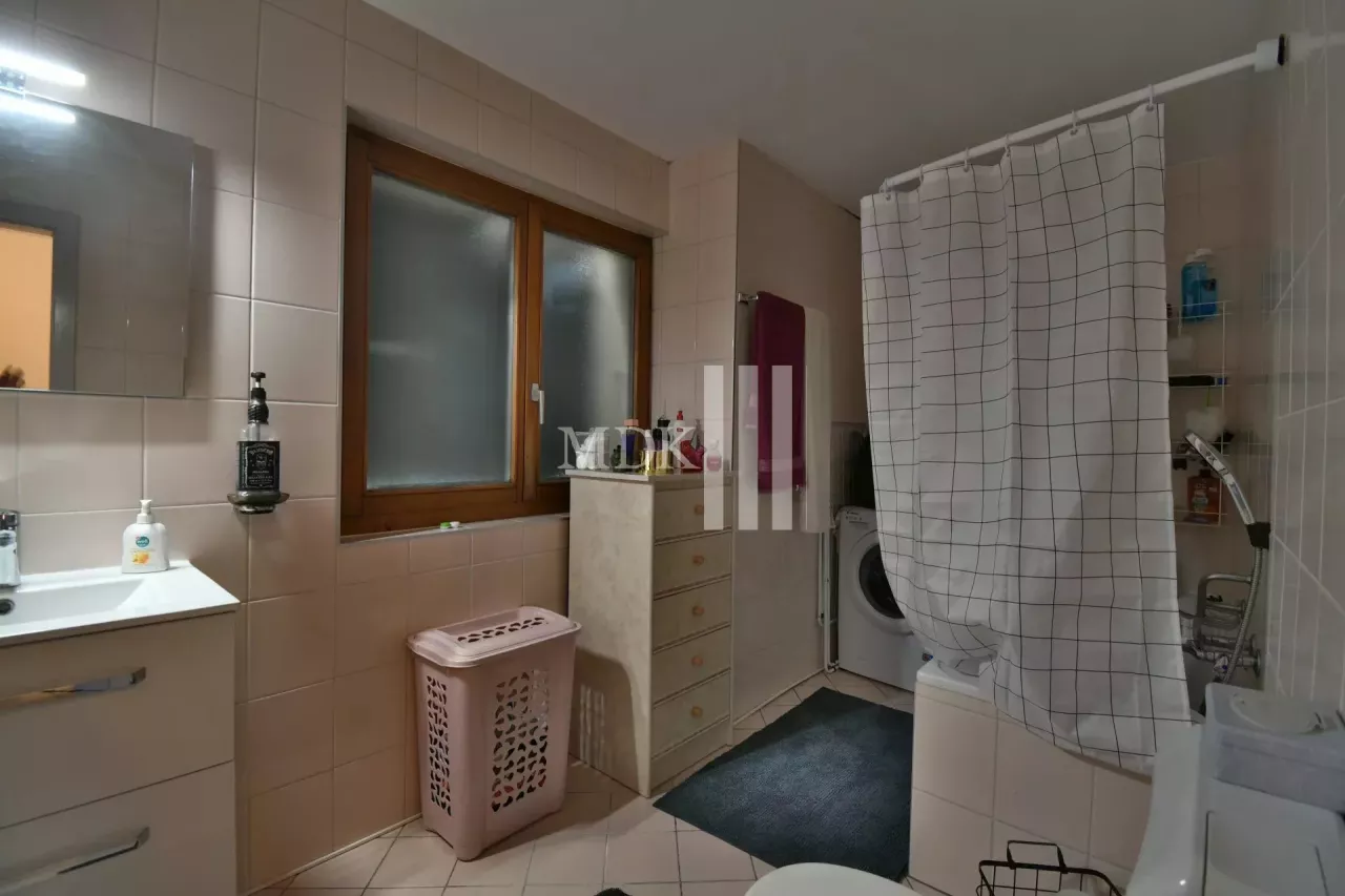 Studio 1.5 pièces à louer à Illarsaz