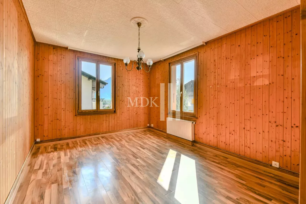 Idéal pour projet de rénovation - Belle maison individuelle