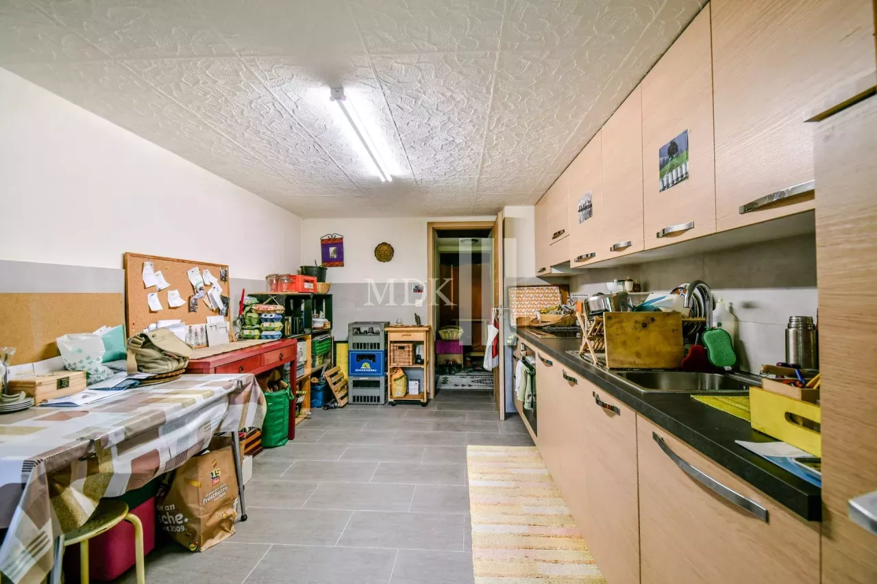 Maison de village de deux logements + parcelle à bâtir