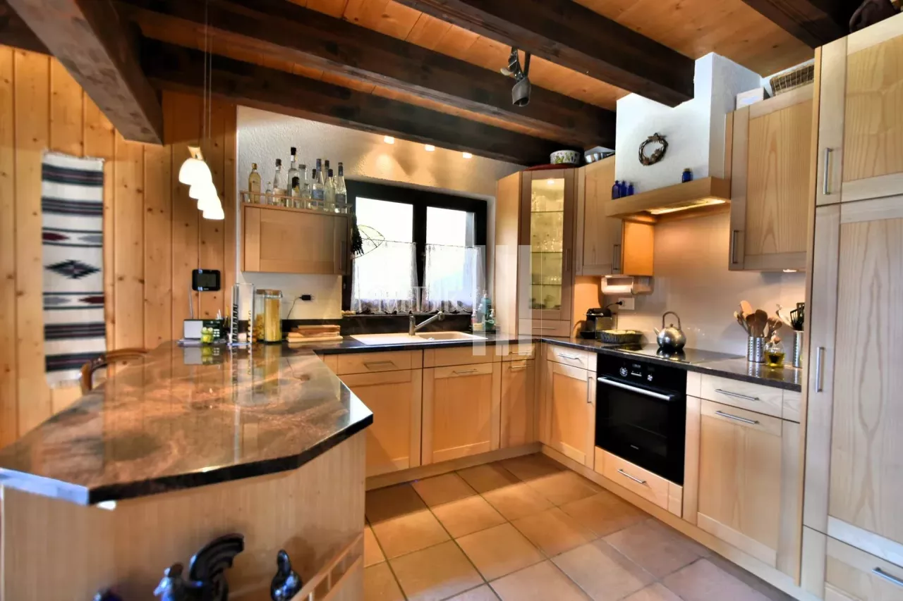 Chalet meublé à louer pour l'hiver 25-26 à Champéry !