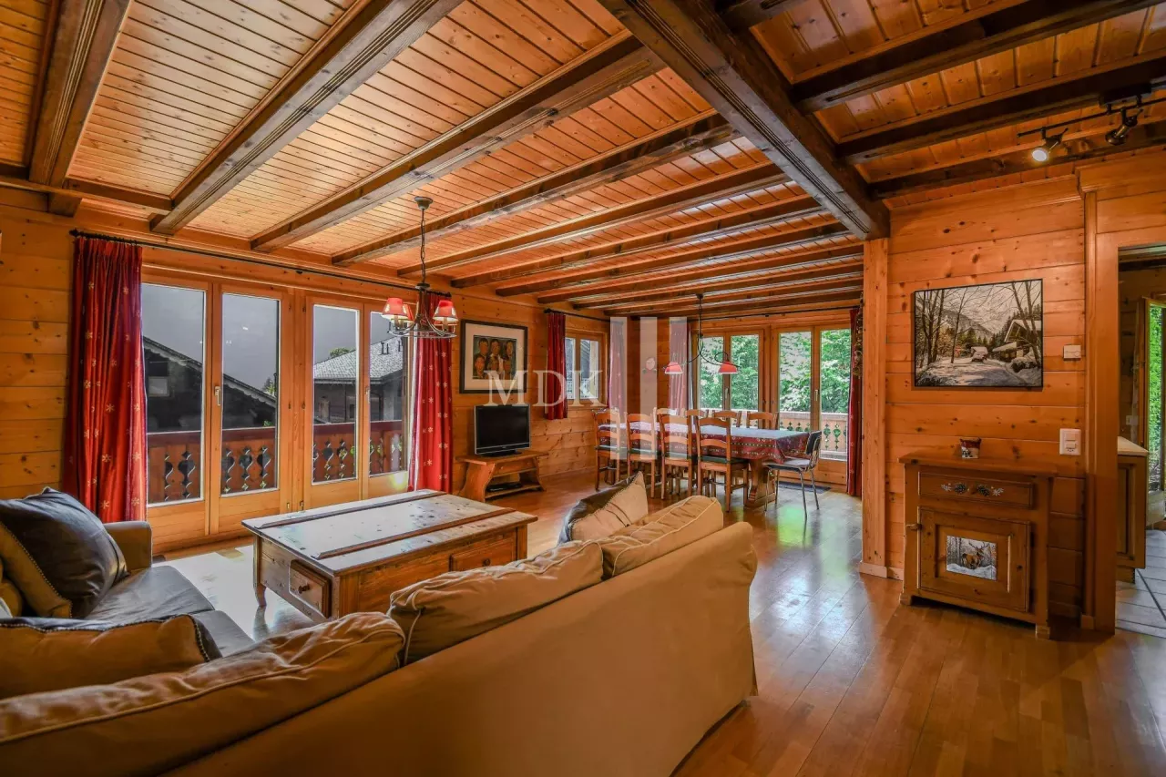 Magnifique chalet idéalement situé au coeur du village