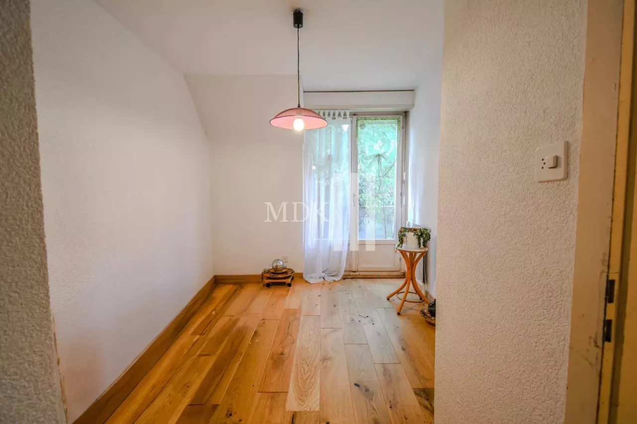 Charmante villa mitoyenne avec jardin