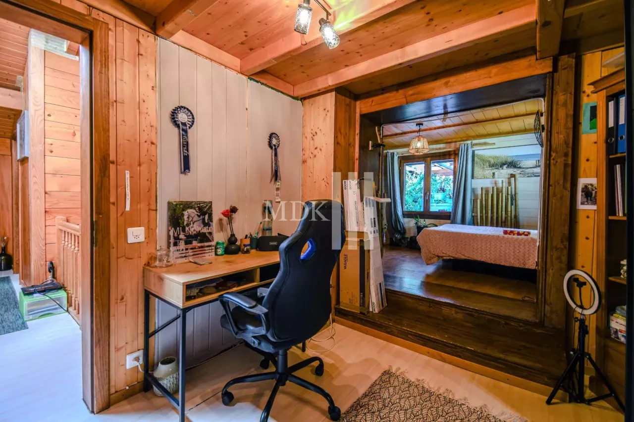 Charmant chalet avec vue dégagée sur la plaine et les montagnes