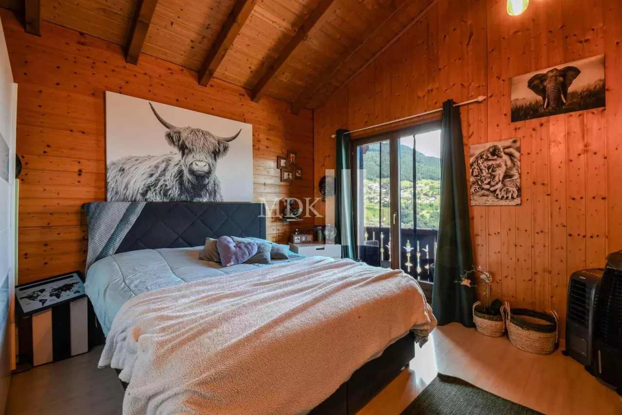 Charmant chalet avec vue dégagée sur la plaine et les montagnes