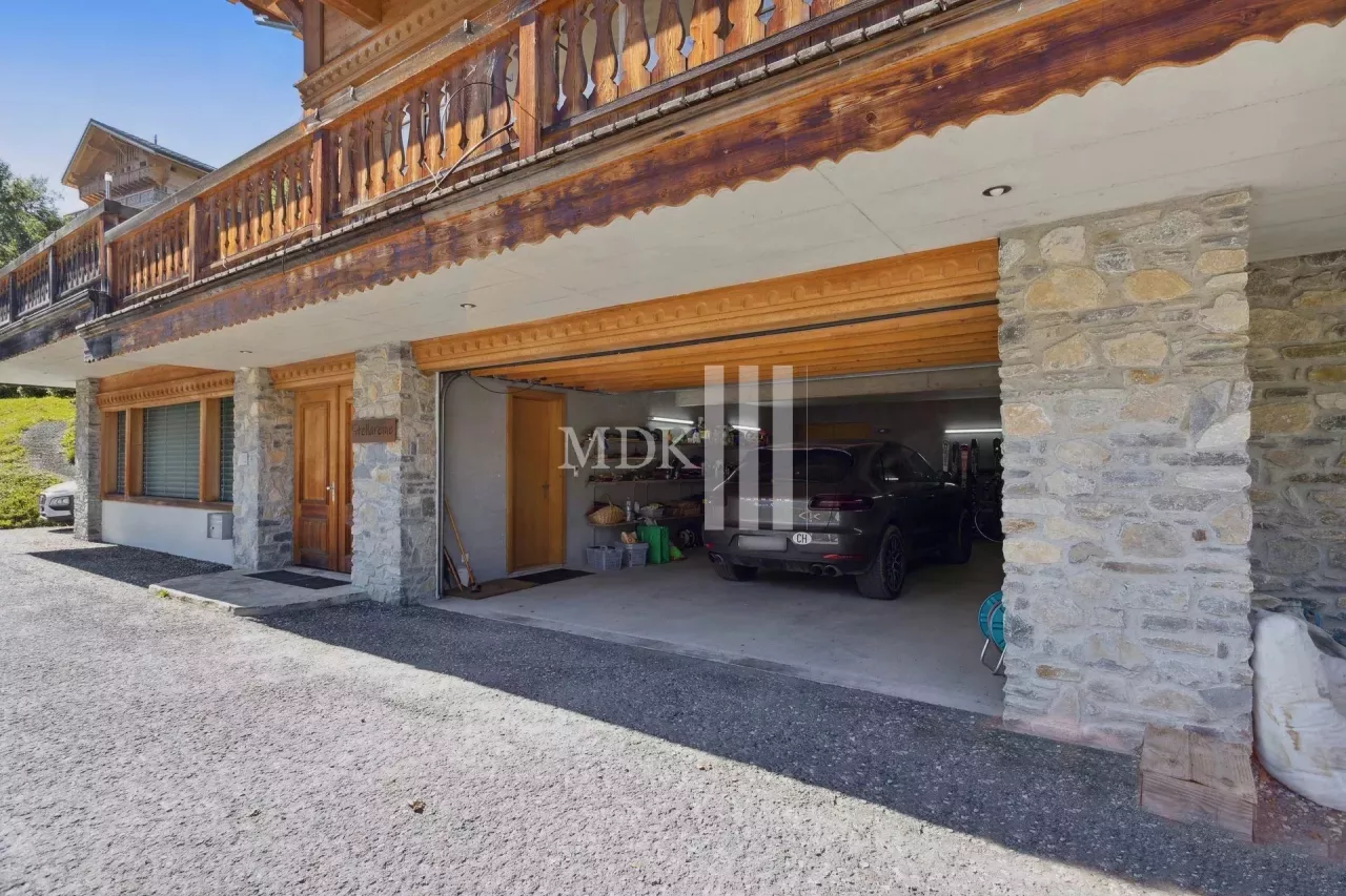 propriété d'exception de 13 pièces sur les hauts de Champéry