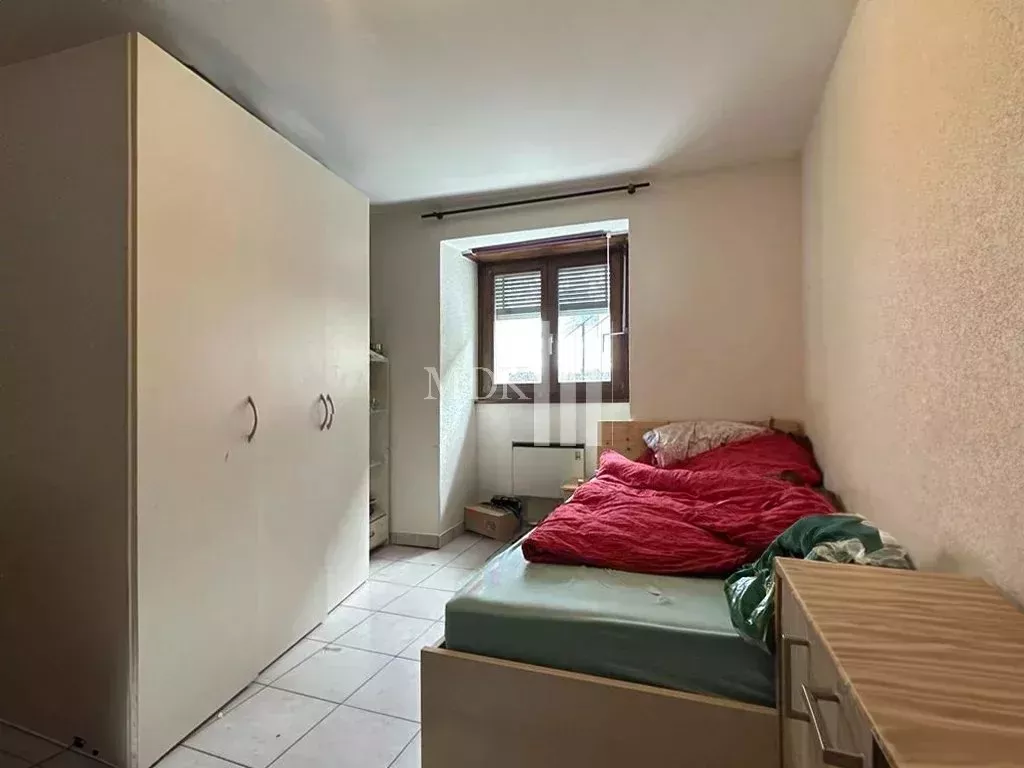 Idéal pour investisseur : immeuble de deux appartements
