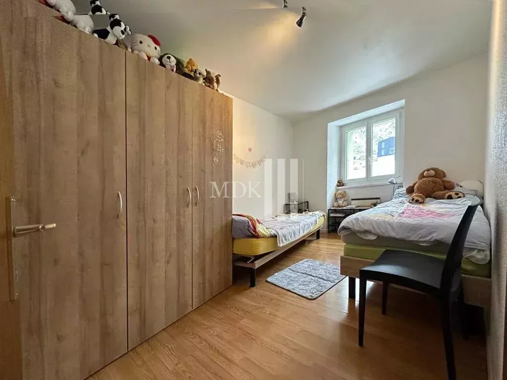 Idéal pour investisseur : immeuble de deux appartements