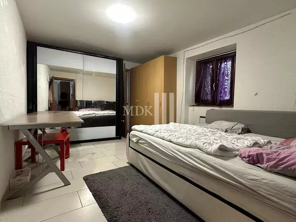 Idéal pour investisseur : immeuble de deux appartements