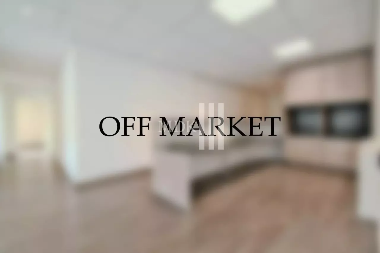 OFF MARKET : Local commercial au centre-ville