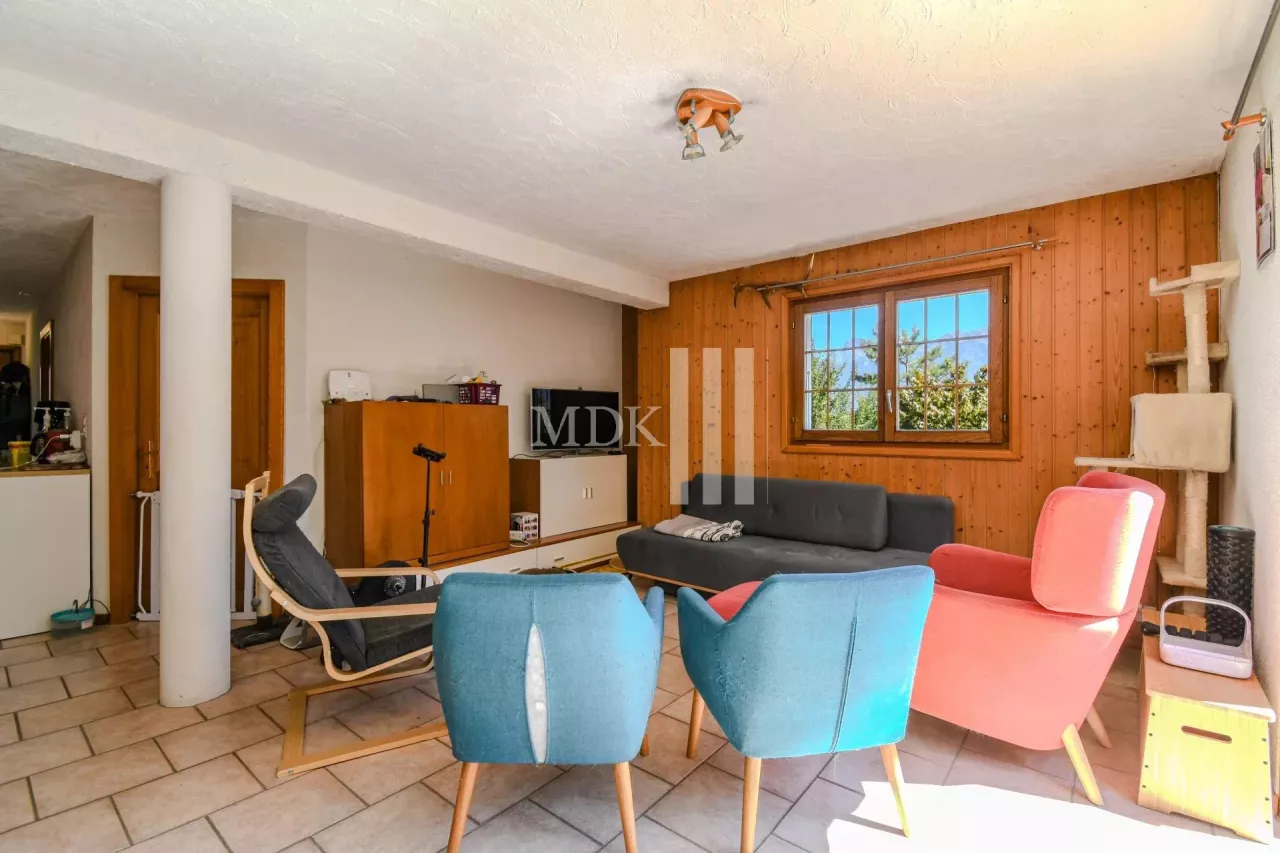 Spacieux appartement avec vue dégagée