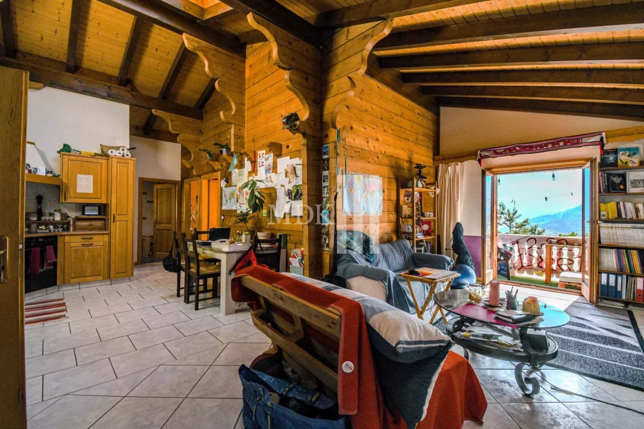 Authentique chalet de deux appartements